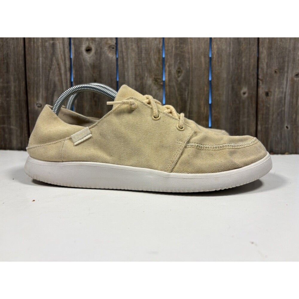 CHACO Women's Chillos Sneakers SIZE 10 Summer Melon Beige